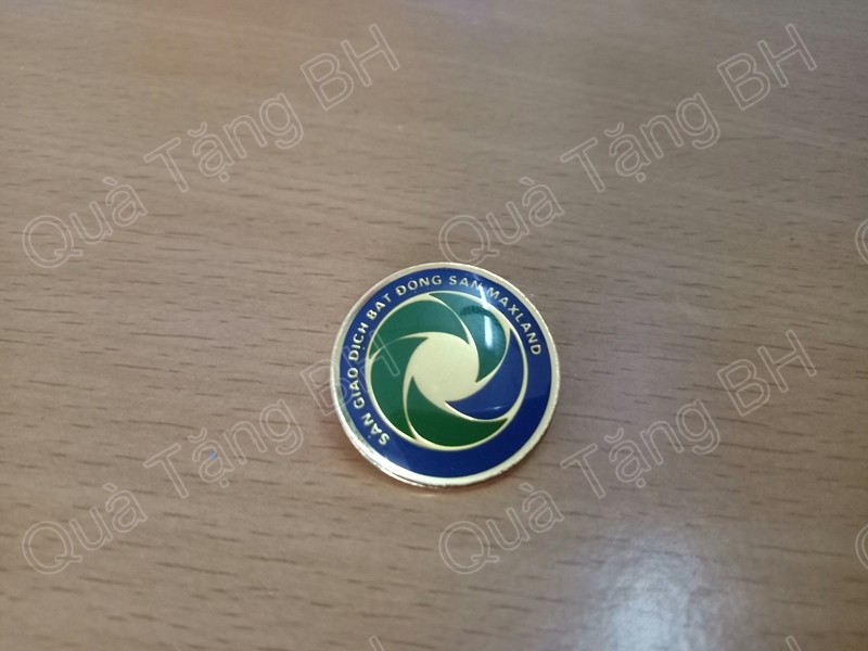 làm logo công ty cài áo tại đà nẵng