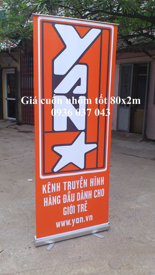 thiết kế standee tại đà nẵng